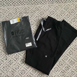 ❌SOLD❌ Figs Scrubs Set - SMALL